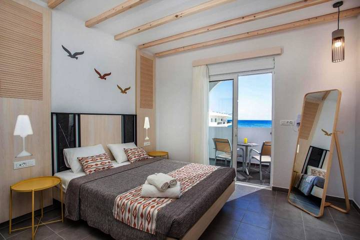 Gîte pour 2 personnes, avec jardin et jacuzzi ainsi que terrasse et piscine à Faliráki - 3