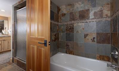 Chalet for 11 Guests in Big Sky, Custer Gallatin National Forest, Picture 3