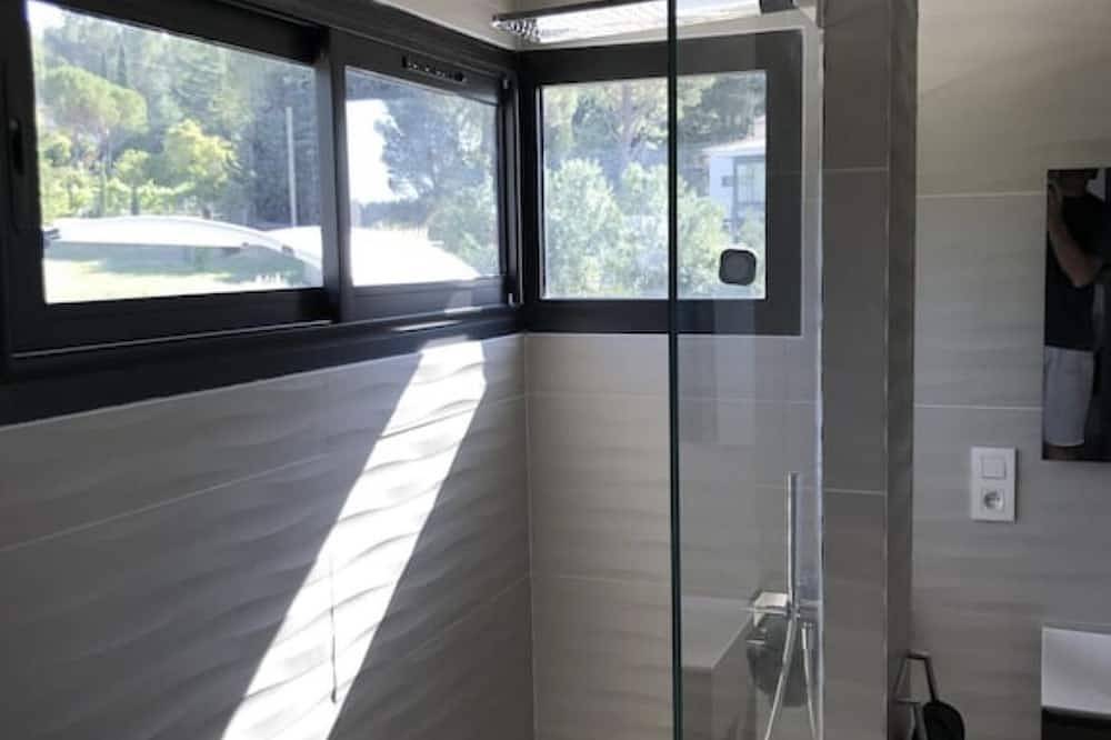 Nueva villa de arquitecto en alquiler Aix en Provence (Cabries) para 8 personas in Cabriès, Region de Aix-en-Provence