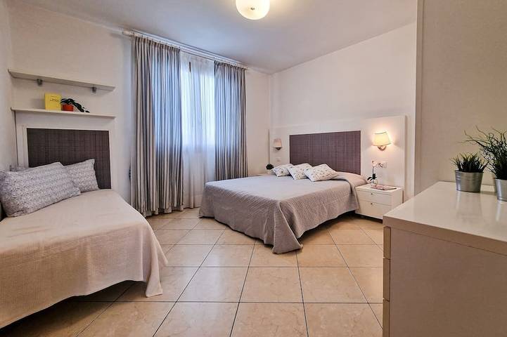 Ferienpark für 8 Personen, mit Balkon und Pool in Bibione - 2