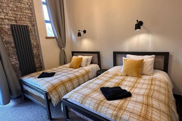 Experience our Holy Place 44, a beautiful church with stylish modern design in Exeter, Devon