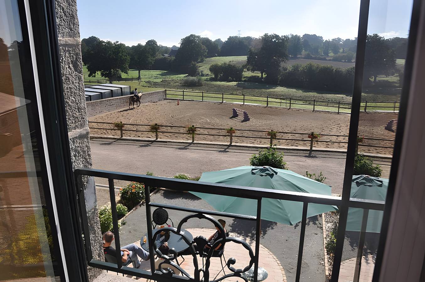Gîte de la Haie Bourgère : maison de vacances avec terrasse privée et Wi-Fi in Moulay (Mayenne), Mayenne