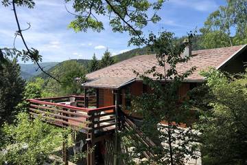 Gîte pour 6 personnes, avec jardin et balcon, animaux acceptés à Muhlbach-sur-Munster
