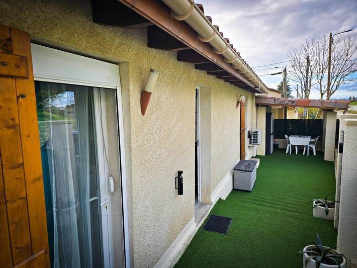 Location de vacances pour 4 personnes, avec terrasse à Chatuzange-le-Goubet - 3