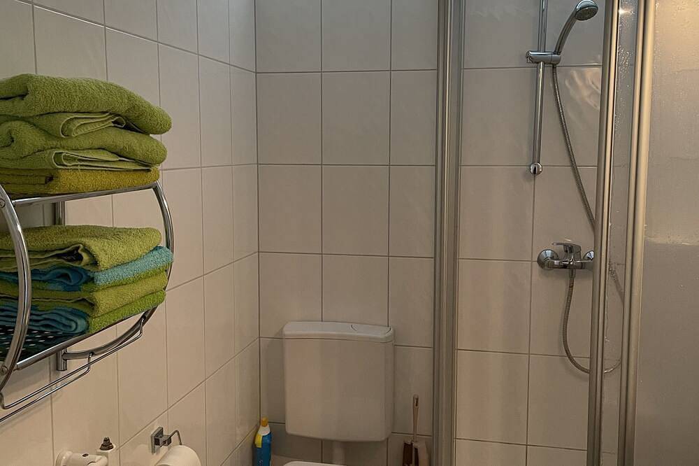 Ganze Wohnung, Fewo3 Liebevoll eingerichtete Ferienwohnung in der Fußgängerzone von Lampertheim in Lampertheim, Bergstraße