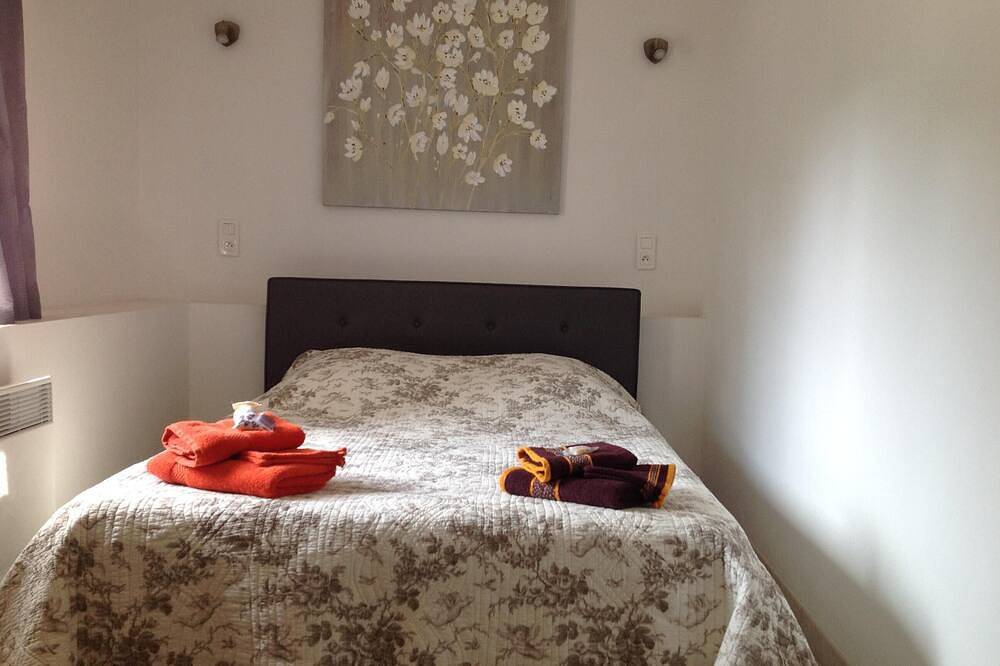 Cottage 4/6 people with view on the Luberon in Robion, Parc naturel régional du Luberon