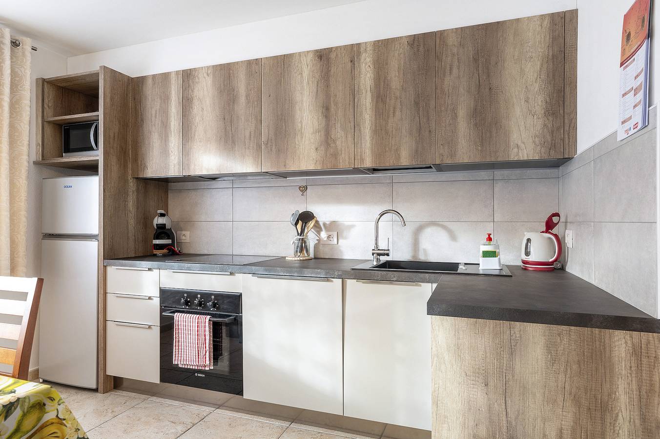 Appartamento intero, Appartamento 'Night and Day 4' con vista sulle montagne, balcone e Wi-Fi in Predazzo, Dolomiti Superski