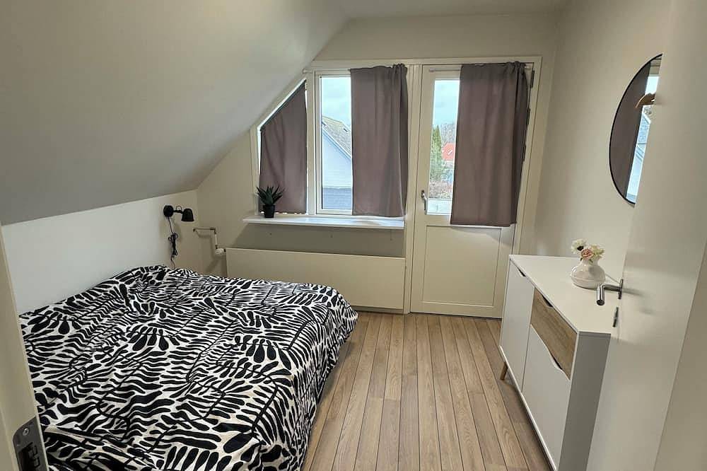 Geheel appartement, The Nightingale - Cozy 4 pers. house with free parking in Odense, Fully equipped in Odense, Odense en omgeving
