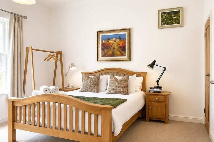 Stylish~Tasteful~2Bed~2Bath~Central~Townhouse in Penzance, Cornouailles