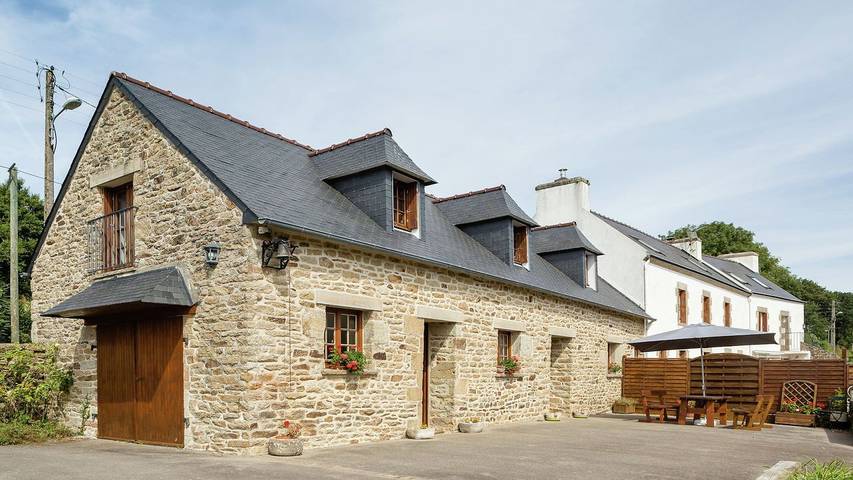 Location de vacances pour 4 personnes, avec jardin à Pont-Croix