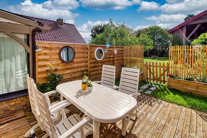 Gîte pour 4 personnes, avec terrasse à Ghyvelde