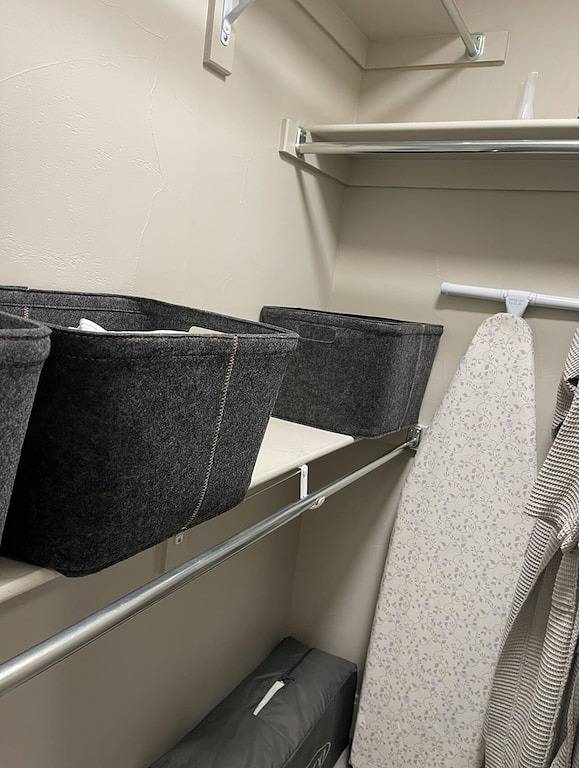 Ganze Wohnung, Modern Basement Studio with Private Entrance in Centennial, Arapahoe County