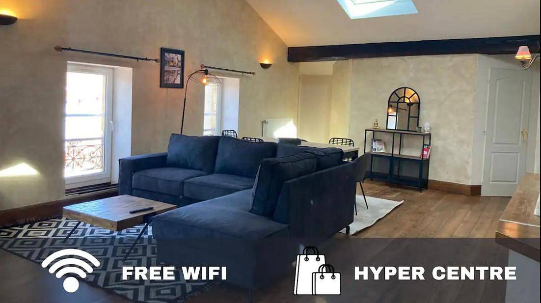 Appartement entier, Market Square, Rooftop, 2 chambres, All inclusive in Roanne, Région de Roanne