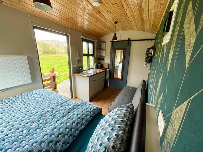 Camping für 3 Personen, mit Terrasse und Garten sowie Ausblick in County Cork