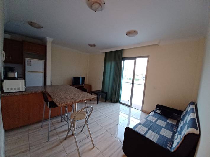Ganze Wohnung, Ferienwohnung 'Bella Lucía' mit Meerblick, Balkon und WLAN in Guargacho, San Miguel de Abona