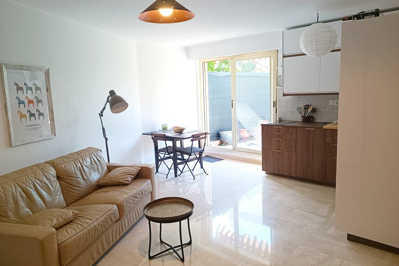 Entire apartment, Refurbished apartment with terrace and garden in Nice (France), Nice region