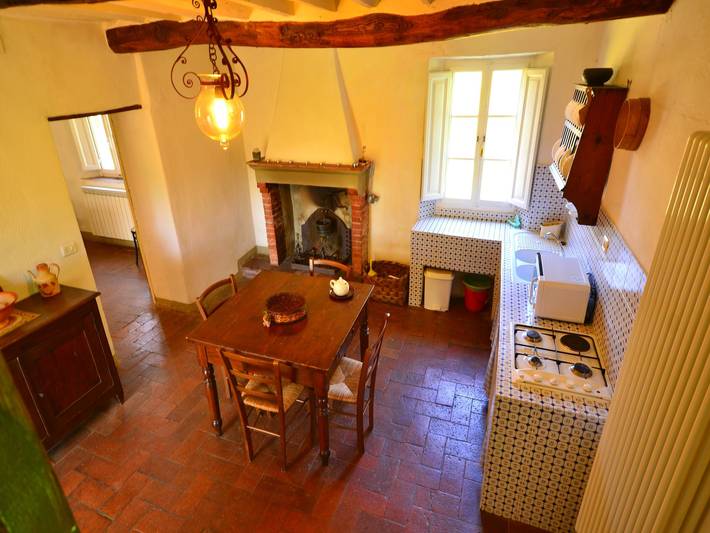 Gîte pour 4 personnes, avec jardin et piscine, adapté aux familles en Toscane - 4