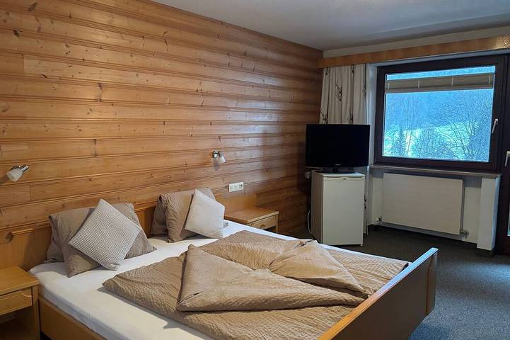 Studio / Doppelzimmer Teeküche und Frühstück - Gästehaus Tauscher am Haldensee / in Grän, Allgäuer Alpen (Österreich)