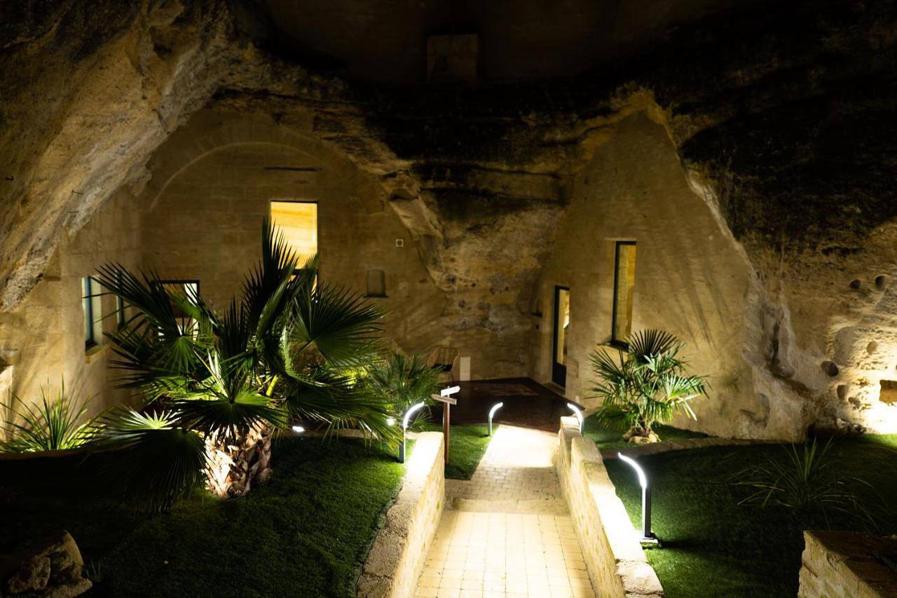 Appartement entier, Suite troglodyte & spa privé - Luxe et détente in Doué-la-Fontaine, Vallée de la Loire