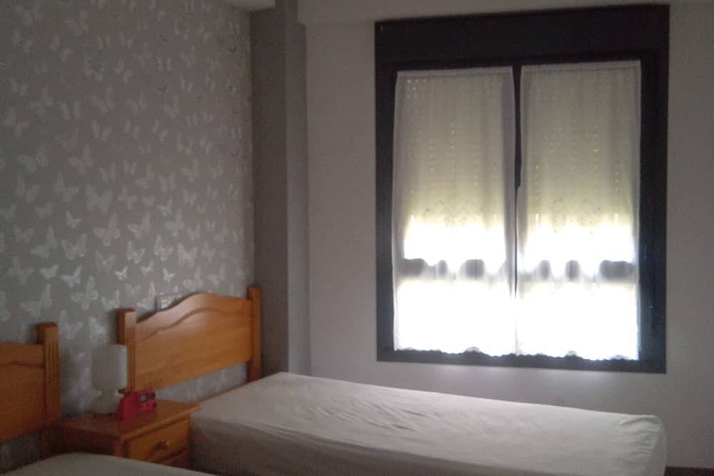 Apartamento entero, A Bruxo Fonte. 8 Plazas, 2 baños. Full Equipe Reg Vut38509As in Luarca, Valdés 