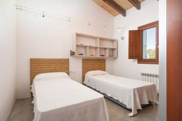 Residencia in San Lorenzo de Cardessar, Mallorca Este für 8 