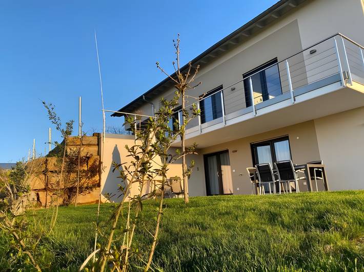 Geheel appartement, Appartement 'Nr 2' met Uitzicht op de Bergen, Gedeeld Terras en Wifi in Vaihingen an der Enz, Kraichgau
