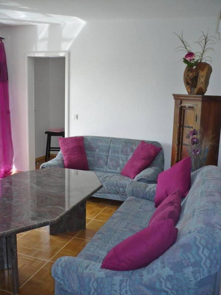 Ferienwohnung für 6 Personen, mit Ausblick und Garten sowie Balkon in Lautertal - 4