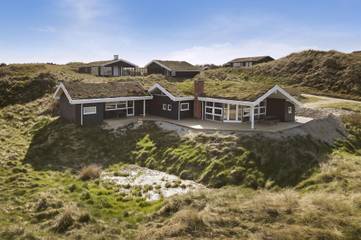 Ferienhaus für 8 Personen, mit Terrasse und Sauna sowie Whirlpool in Grønhøj Strand