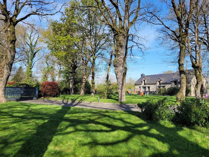 Gîte pour 15 personnes, avec jardin et terrasse en Bretagne - 4