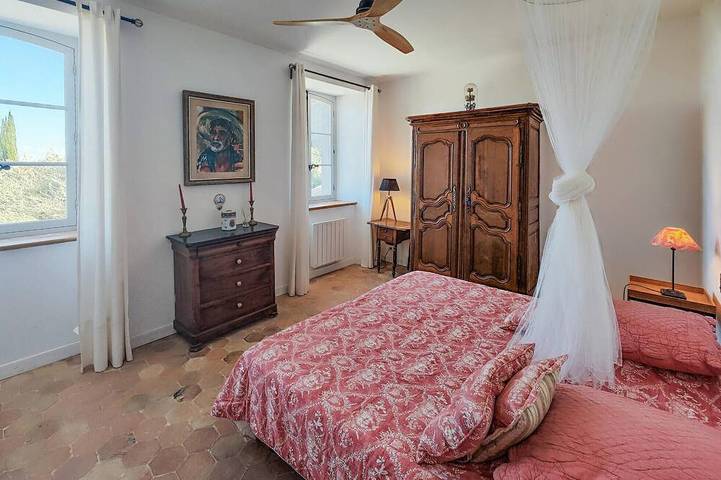 Location de vacances pour 10 personnes, avec jardin à Ouveillan - 2