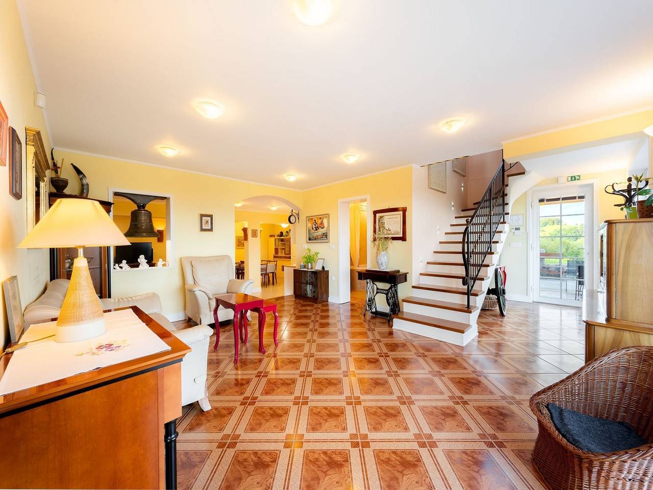 Secluded Escape Hilltop Villa with Hot-Tub - Two Bedroom Villa with Hot-Tub in Lower Sava