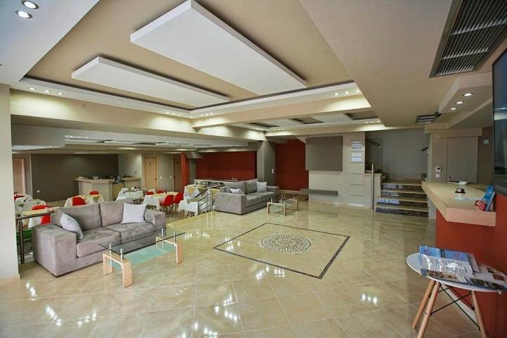 Apartamento para 3 personas, con piscina además de vistas y jardín en Lesbos