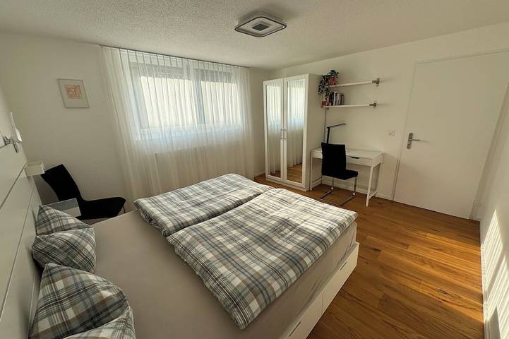 Ganze Wohnung, Moderne, ruhige Gartenwohnung mit gemütlicher Terrasse zwischen Stadt und Natur in Oberrüti, Aargau-Basel