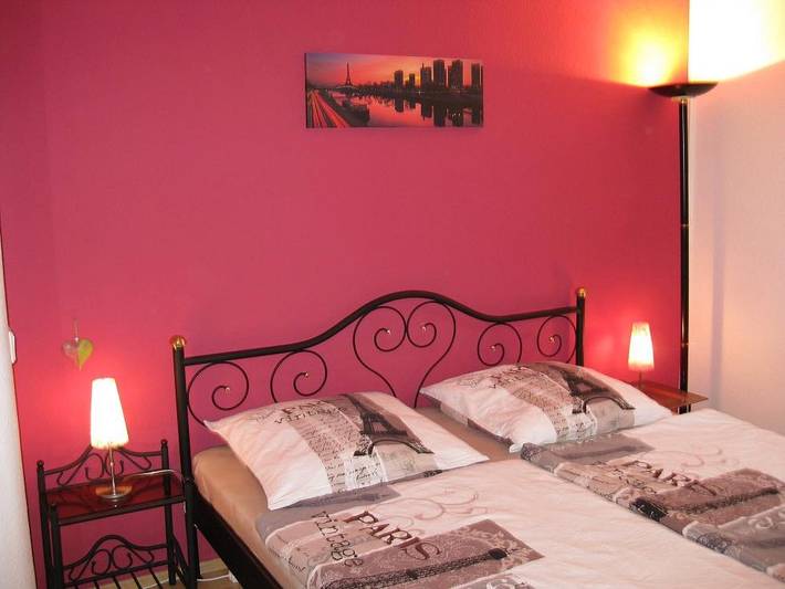 Entire apartment, Apartment am Europakanal - Ferienwohnung Paris in Fürth, Franconia