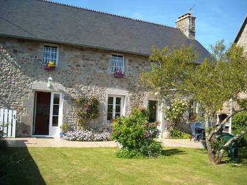 Gîte pour 8 personnes, avec jardin et terrasse à Orval