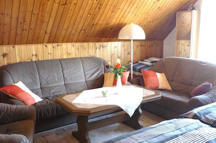 Ferienwohnung für 4 Personen, mit Garten