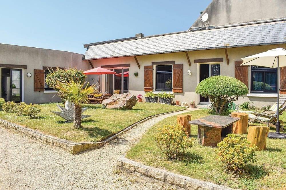 Belle maison à Santec avec Wifi in Le Dossen, Santec