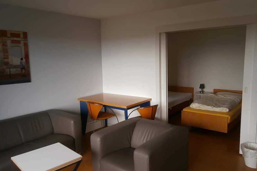 Apartamento inteiro, Hotel Sonnenberg: twin double rooms, shower, toilet - Einbecker Sonnenberg in Einbeck, Baixa Saxônia