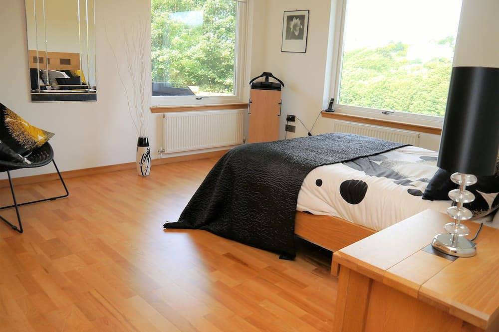 Annapurna -  a house that sleeps 8 guests  in 4 bedrooms in Portpatrick, Dumfries and Galloway