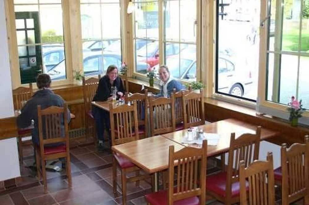 Einzelzimmer 1 - Attersee-Hotel zur Nixe Smart in Salzkammergut-Berge, Steinbach am Attersee