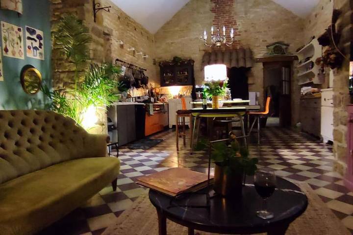 Location de vacances pour 12 personnes, avec vue ainsi que piscine et jardin à Évran - 3