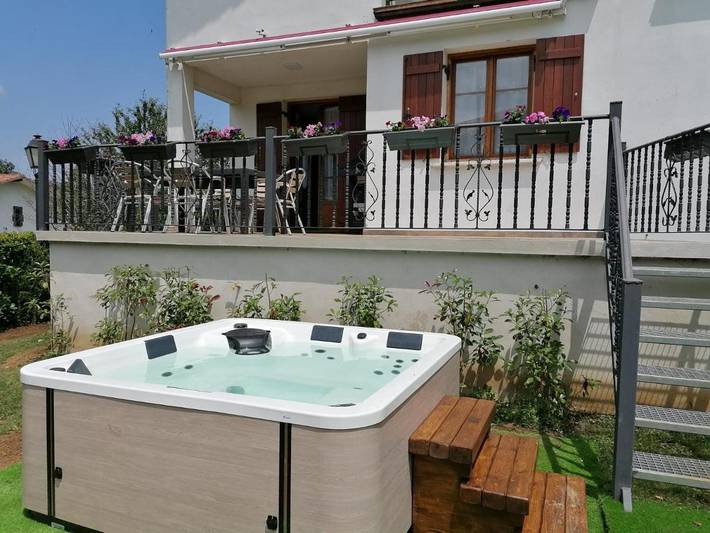 Casa de vacaciones para 9 personas, con jardín y jacuzzi en Cinco Villas (Navarra) - 4