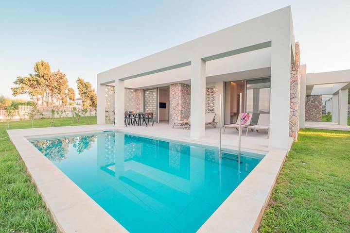 Villa voor 2 personen, with tuin and zwembad as well as uitzicht op Kos