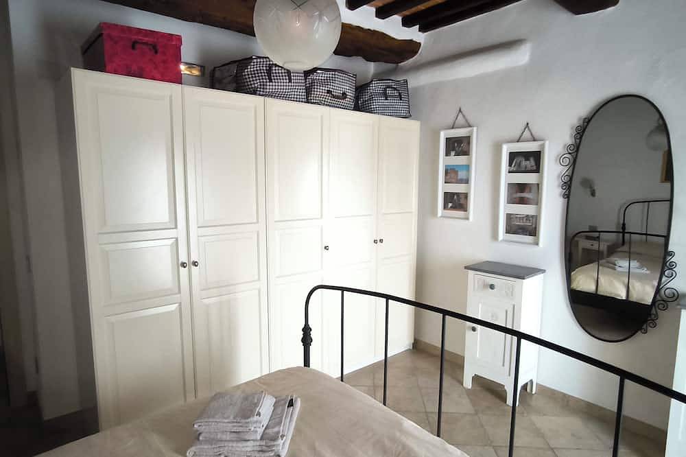 Entire apartment, Apartment Penelope in Massa Marittima, Grosseto Province