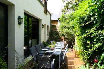 Location de vacances pour 8 personnes, avec jardin à Beaugency