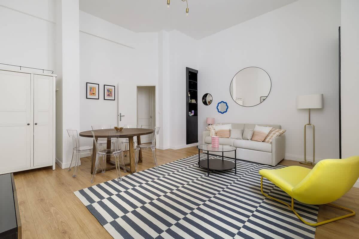 Appartement entier, Appartement de vacances pour 6 personnes in Neuilly-sur-Seine, Hauts-de-Seine