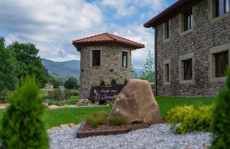 Casa rural para 10 personas, con Balcón y Terraza además de Jardín y Vistas en Corvera de Toranzo