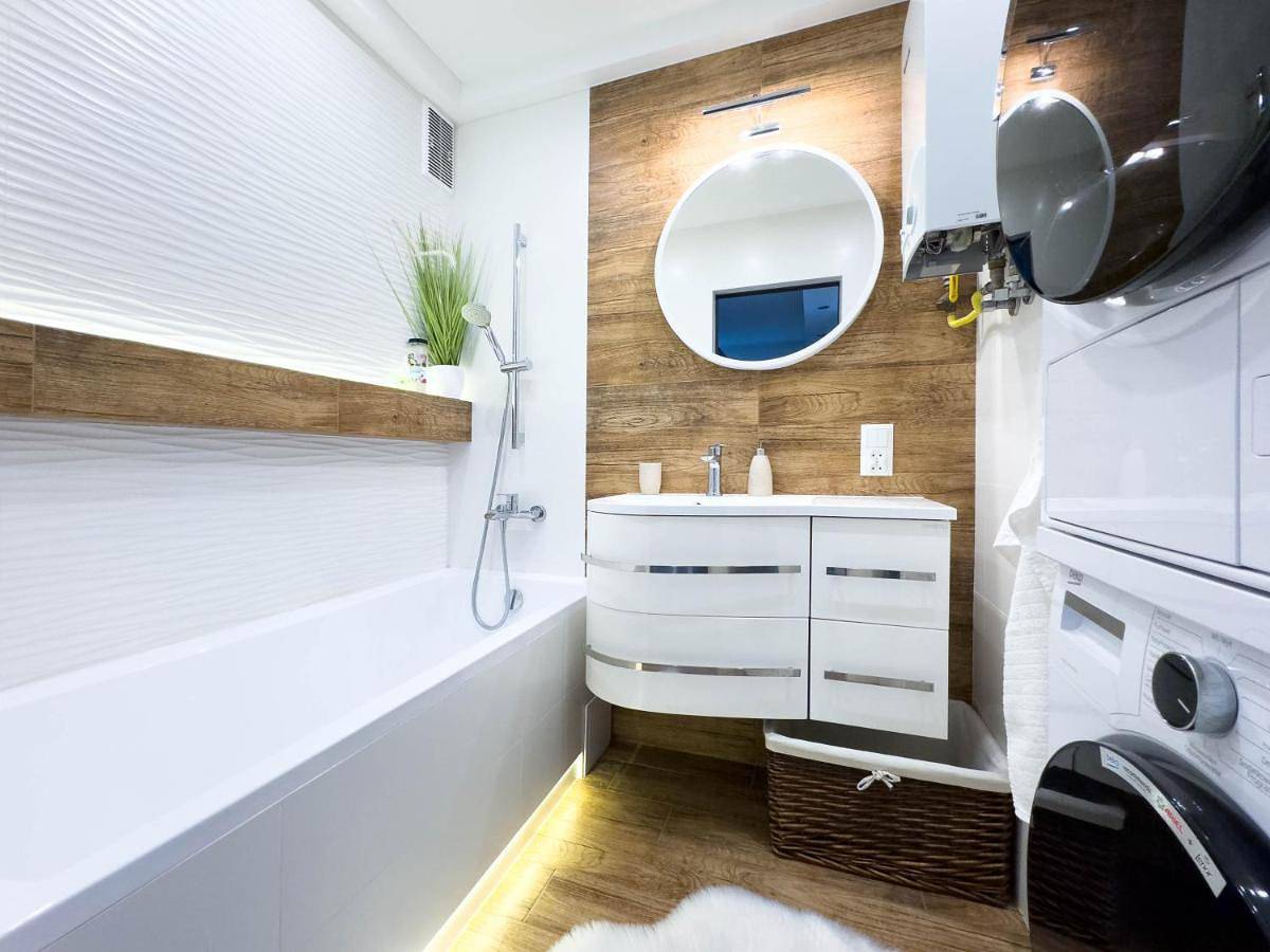 Cały apartament, Three-Bedroom Apartment in Sanok, Karpaty (Polska)