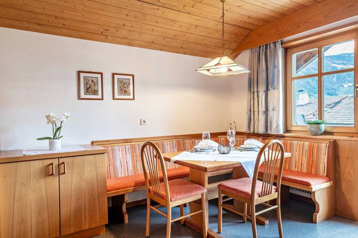 Ganze Wohnung, 'Taufner Apartment B 107' mit Bergblick, Garten und Wlan in Partschins, Texelgruppe
