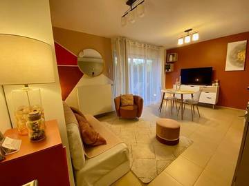 Gîte pour 2 personnes, avec terrasse à Douvaine